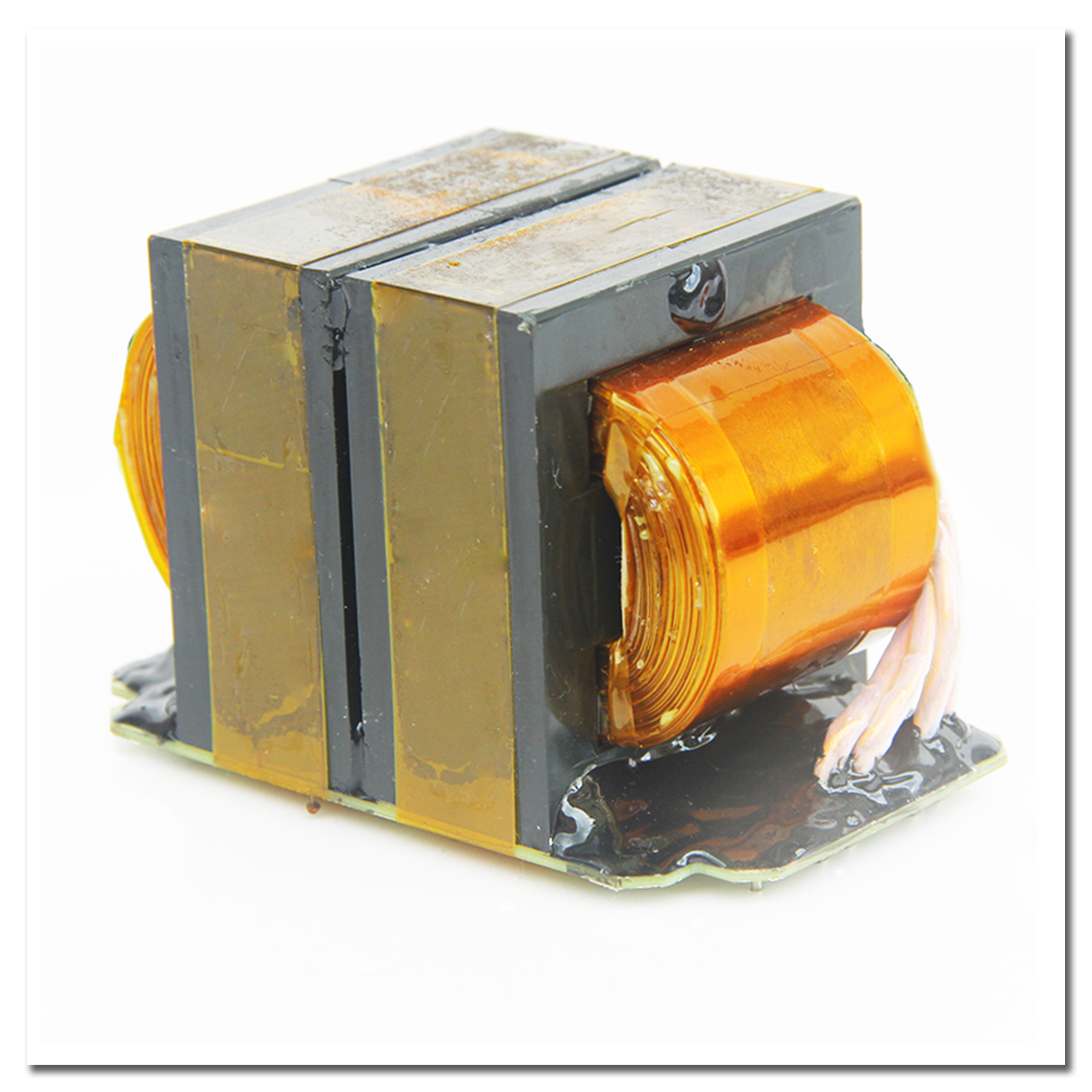 High Frequency Transformer 0495